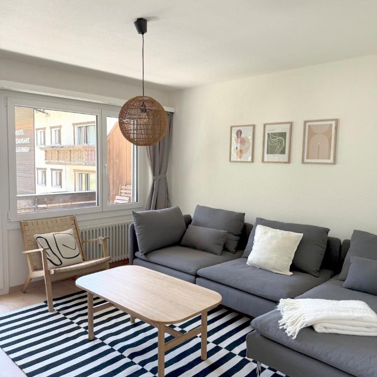 Gorgeous Modern Mountain View Flat in Täsch with free parking - Apartment mit 2 Schlafzimmern und Bergblick - 12