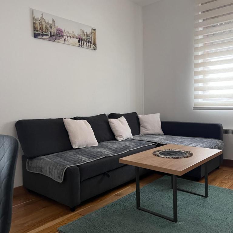 Peni apartman - One-Bedroom Apartment - 1