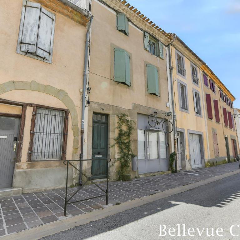 Les Bellevue Cité Trivalle "3 Apartments, 1 with Terrace & Private Parking, Aircon, WiFi, 500m from Cité, free public car park 200m" - Apartment mit 1 Schlafzimmer - 1