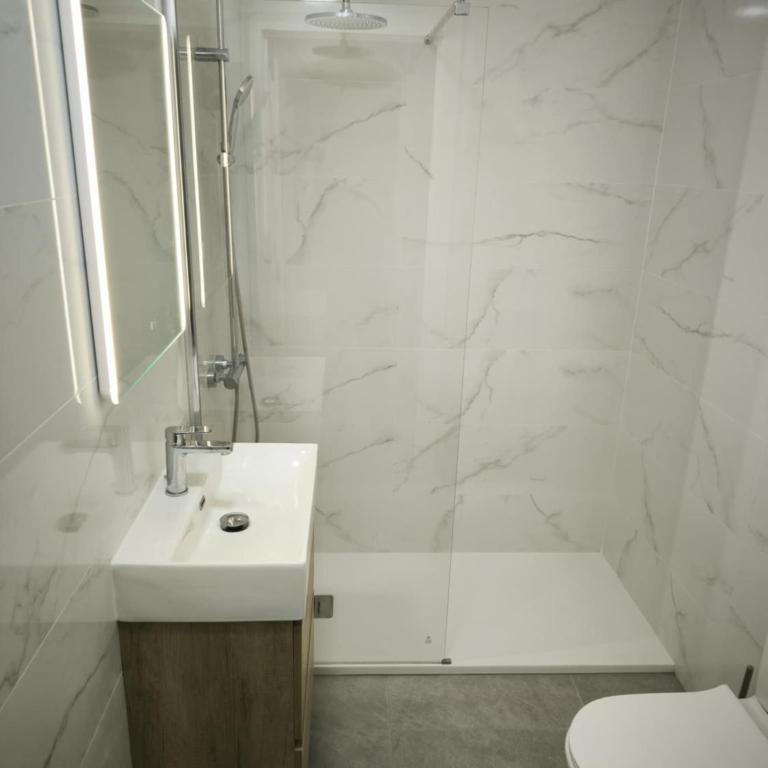 eneas12 - Two-Bedroom Apartment - 8