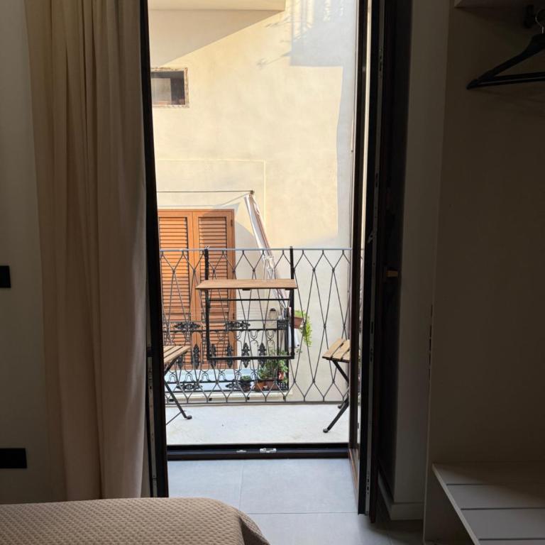 Aria Suites Cefalù - Camera Tripla Deluxe - 1