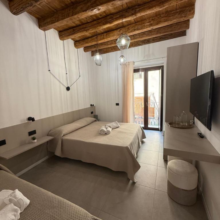 Aria Suites Cefalù - Camera Tripla Deluxe - 2