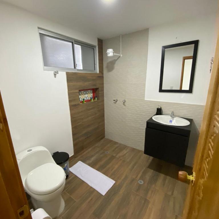 Casa Munay - Habitación Cuádruple con baño privado - 3