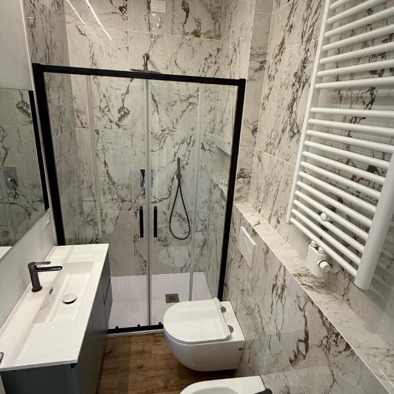 Mira Lago Loft - Two-Bedroom Apartment - 16