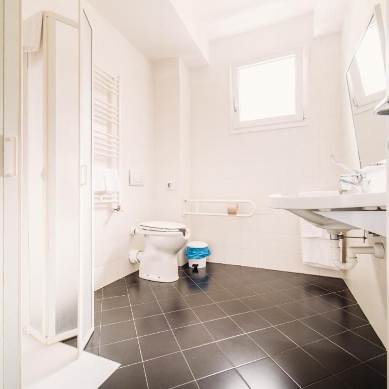 Residence Burano - Monolocale con Accesso Disabili - 5