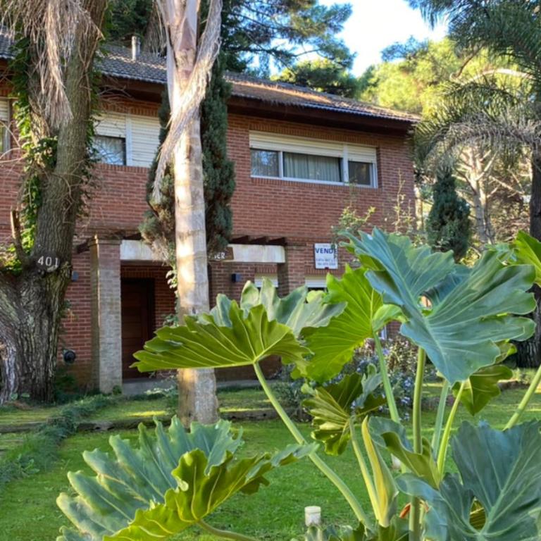 La Esther del Este - Four-Bedroom House - 1