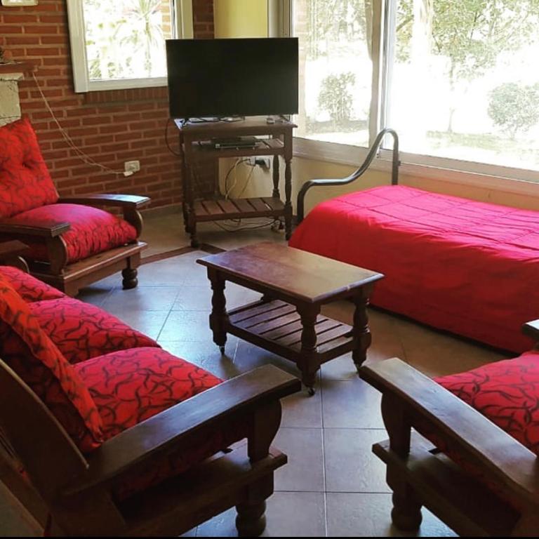 La Esther del Este - Four-Bedroom House - 3