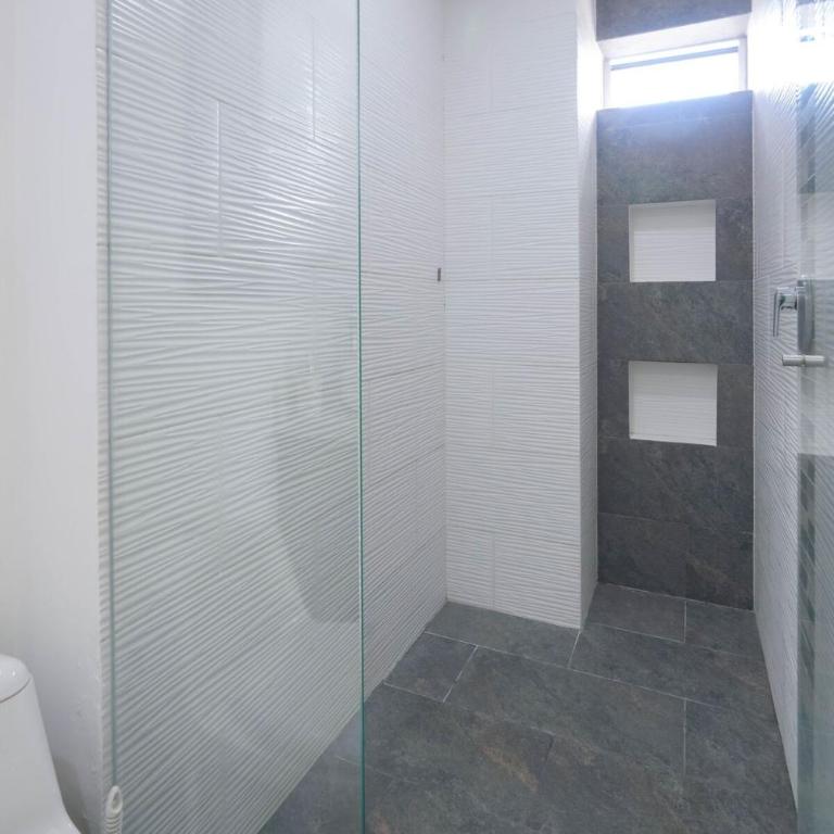 Luxury air conditioning near laureles - Apartamento de 3 dormitorios - 28