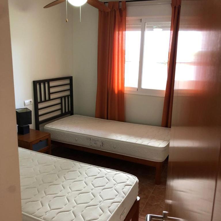 Bajo con Jardín junto al mar de vera playa - Apartamento de 2 dormitorios - 11