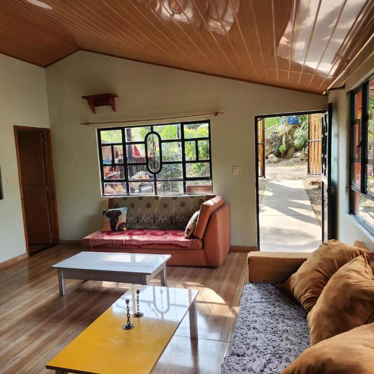 Espectacular Finca con Río Privado y Actividades - Casa de 3 dormitorios - 12