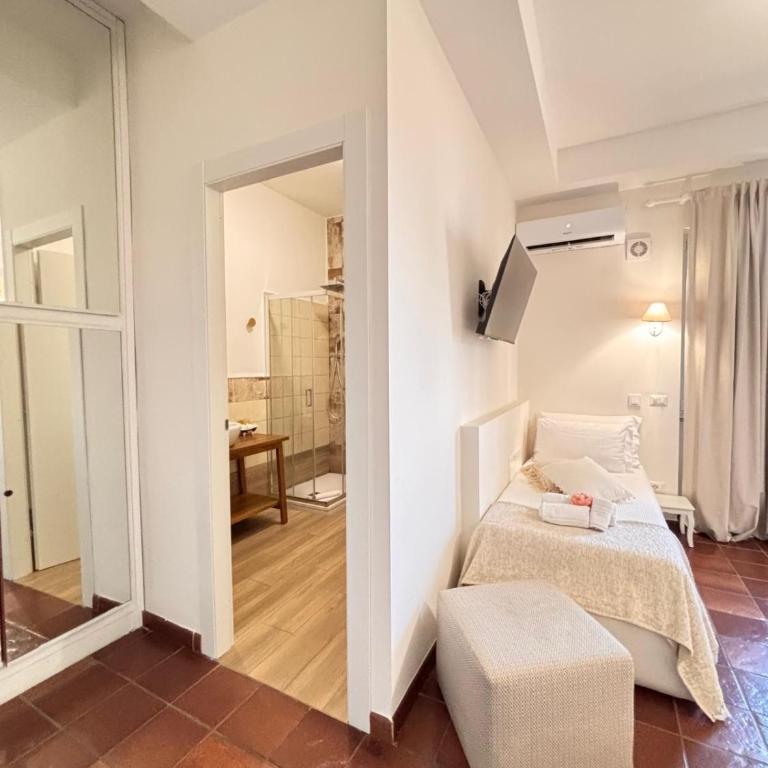 La Magnolia 140 - Camera Deluxe (2 Adulti + 1 Bambino) - 6