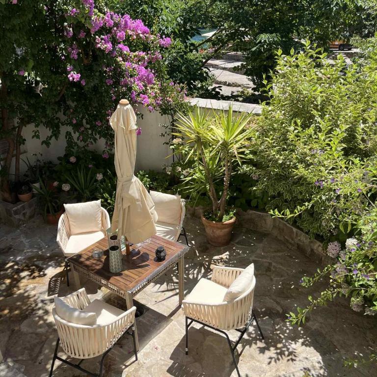 Historic Old Town Apartment Mona Best Location Mostar - One-Bedroom Apartment - 31