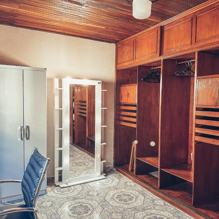 Casa a 5 minutos del Shopping del sol - Villa Estándar - 22