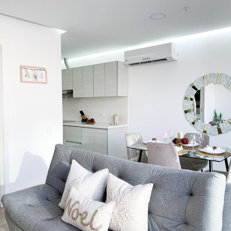 Suite Premium Mall del Sol con Planta Electrica - One-Bedroom Apartment - 20