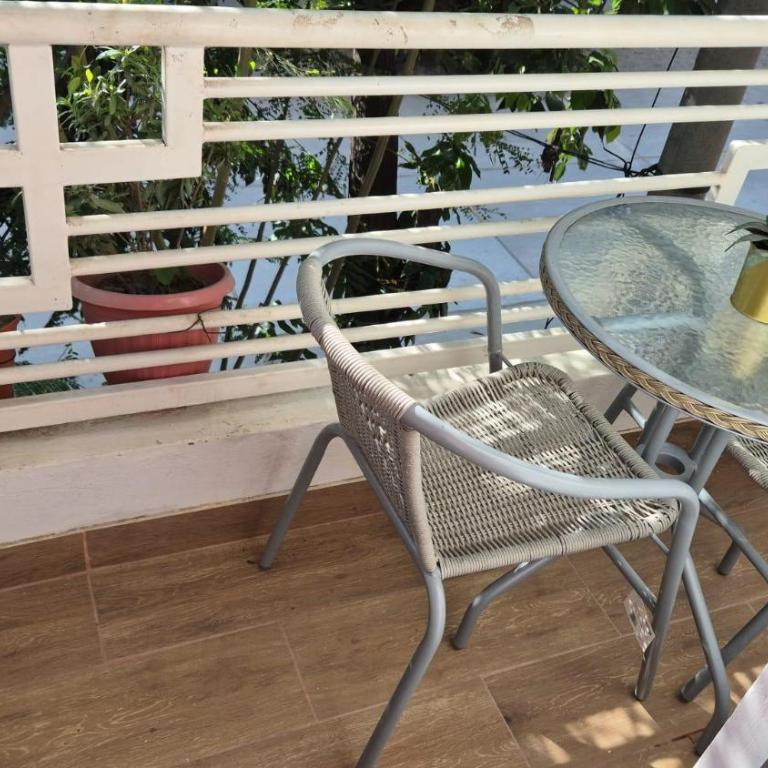 Mini Apartment with Air Conditioning all included - Apartamento de 1 dormitorio - 20