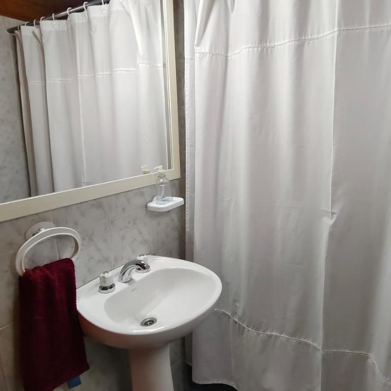 Cabaña Los Leños - Two-Bedroom House - 16