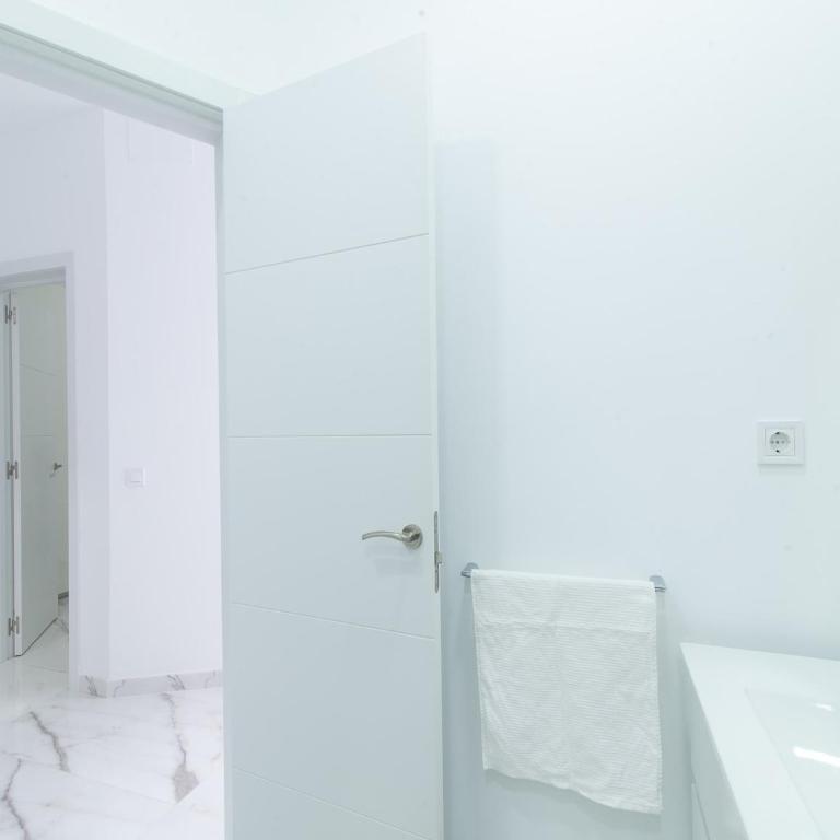 Home in Las Palmas near Las Canteras Beach - Casa Vacacional de 3 dormitorios - 38
