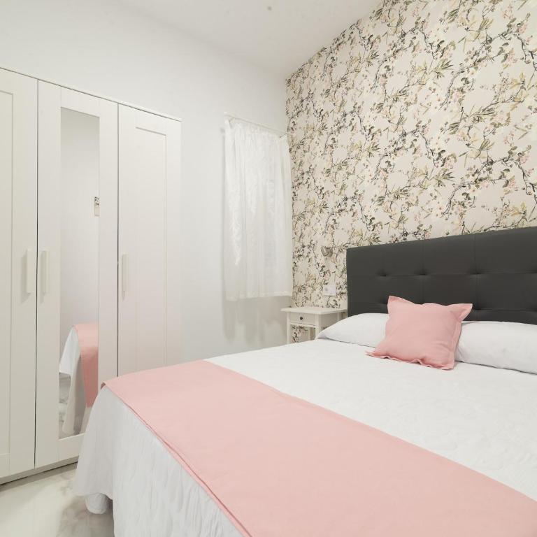 Home in Las Palmas near Las Canteras Beach - Casa Vacacional de 3 dormitorios - 3