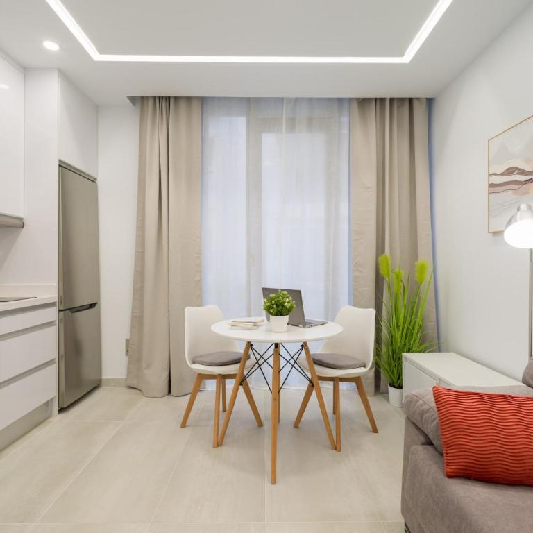 Studio in Las Palmas by Playa de Las Canteras - Apartamento - 2