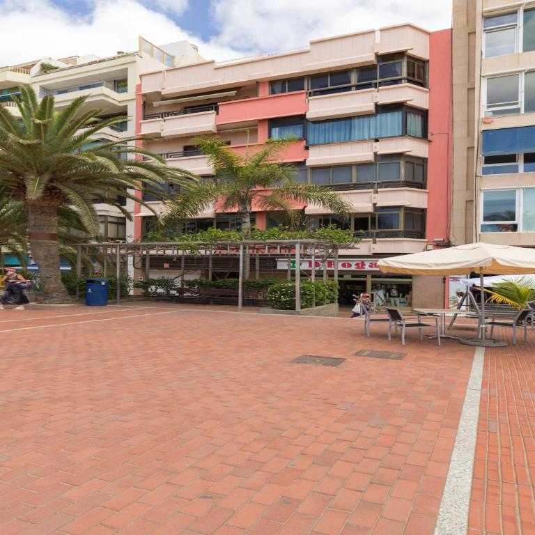 Beachfront Home in Las Palmas near Las Canteras - Casa Vacacional de 3 dormitorios - 38