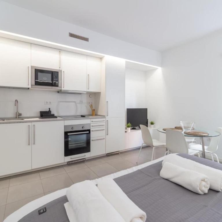 Apartment by Playa de Las Canteras Beach - Casa de vacaciones de 1 dormitorio - 9