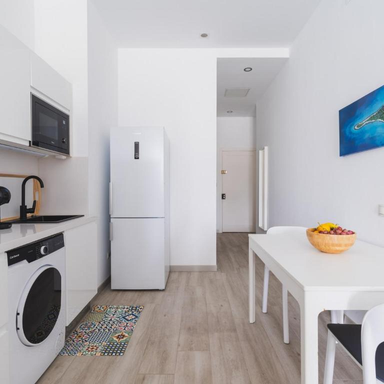 Apartment in Las Palmas near Las Canteras Beach - Casa de vacaciones de 1 dormitorio - 4
