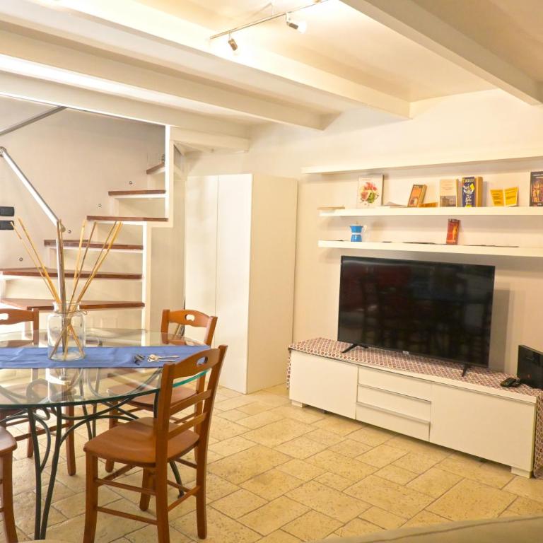 Casa Mya - Appartamento con 1 Camera da Letto - 9
