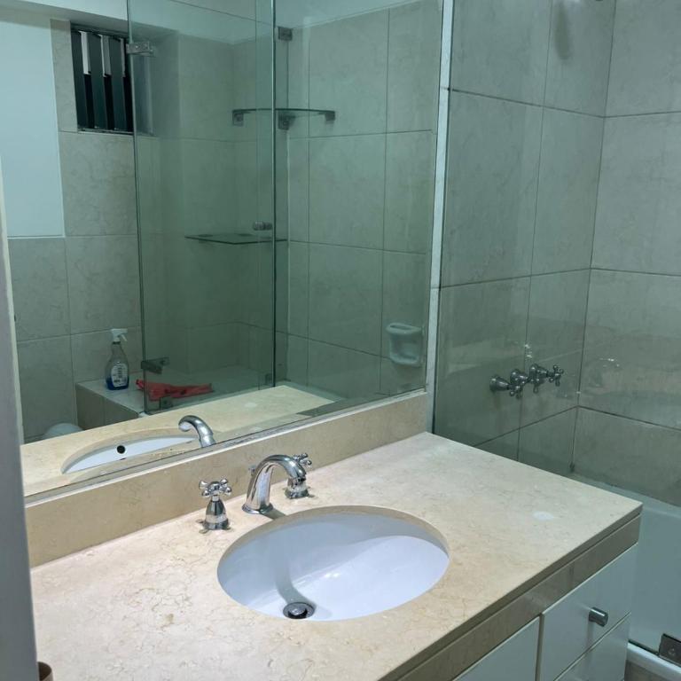 Habitación con baño privado en bello apartamento - Miraflores - Habitación Doble - 1 o 2 camas - 7
