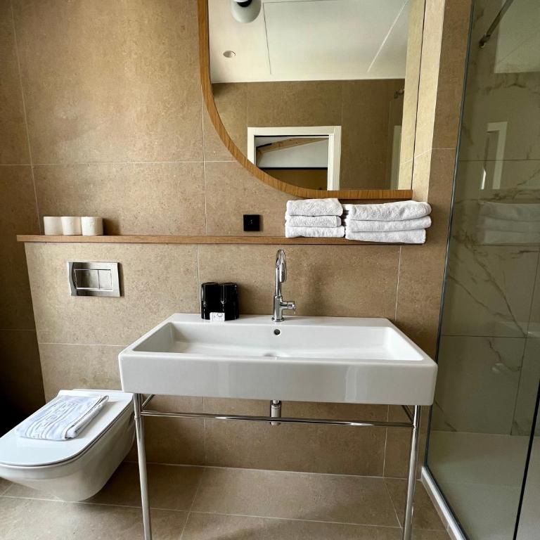 Amiral-Fondary - Superior Triple Room - one floor by stairs - 2