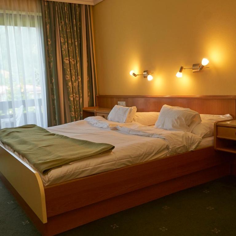 Hotel Seeblick - Dreibettzimmer - 2