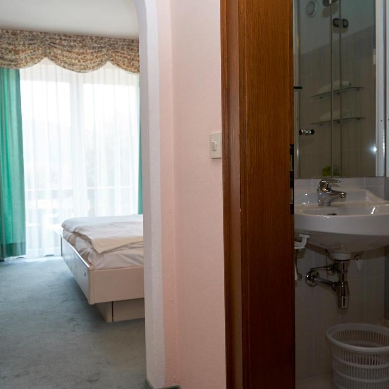 Hotel Seeblick - Doppelzimmer - 3