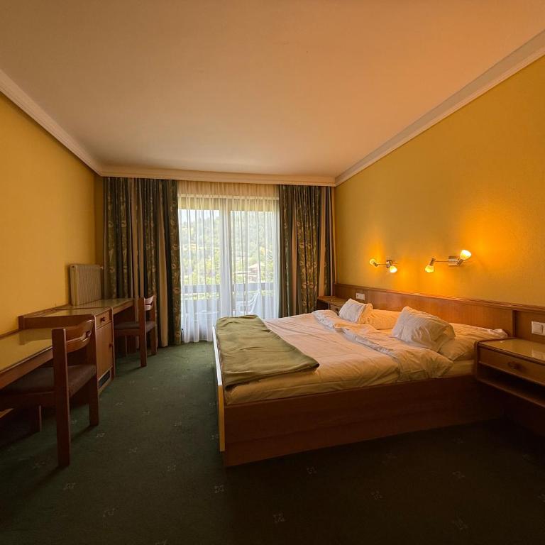 Hotel Seeblick - Dreibettzimmer - 4