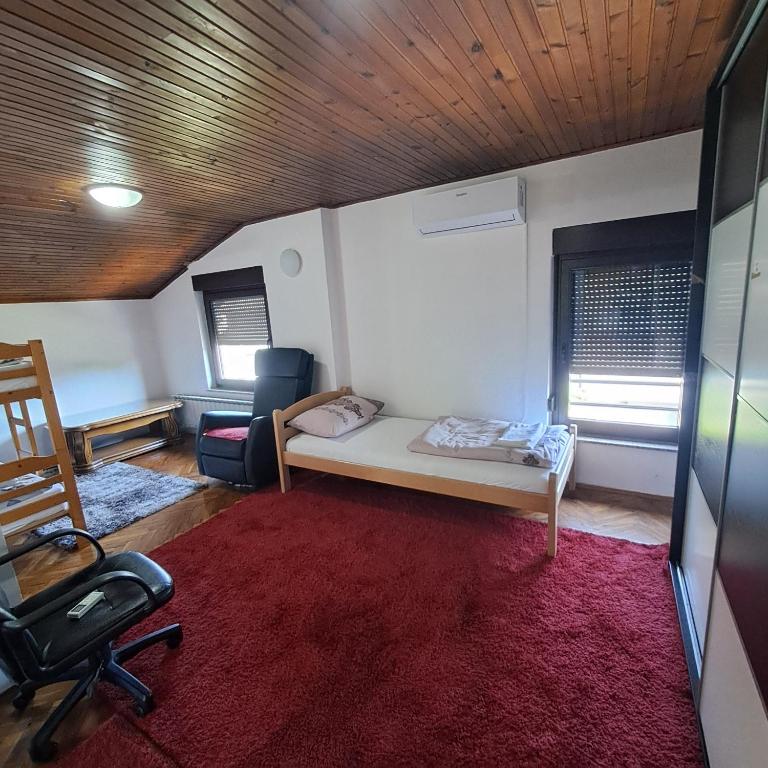 Villa Behić - Four-Bedroom House - 42