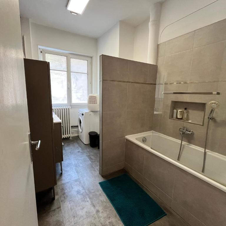 Gloriette 4pers Tv et Wifi - Appartement 2 Chambres - 3