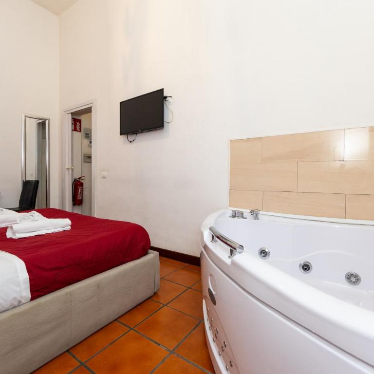 Imperiale Top - Camera Matrimoniale con Bagno Privato - 9