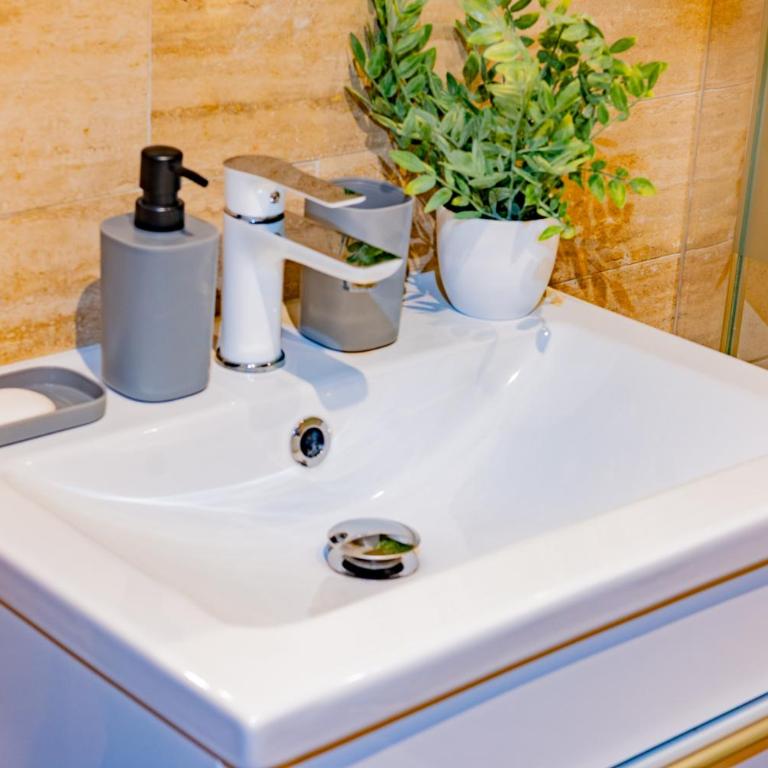 Duplex- T2 Barcelona Pop - Terrasses - Parking - Vue canal - Apartamento de 1 dormitorio con terraza - 12