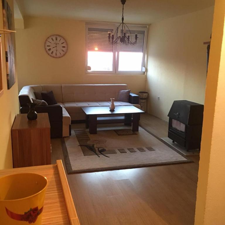 ZiiNa Skyline Apartment - Two-Bedroom Apartment - 2