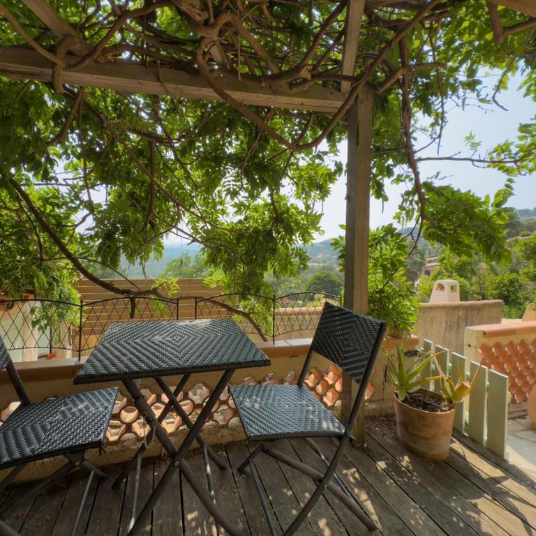 L'Inoubliable, Mazet climatisé pour 8 personnes avec tennis et piscine collective à Valcros, La Londes-Les-Maures - Two-Bedroom House - 11