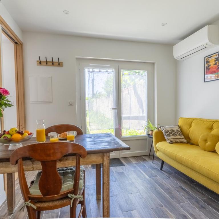 Le Mermoz - idéal curistes - wifi - clim - jardin - parking - proche centre - Apartamento de 1 dormitorio - 10