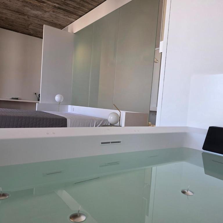 Skyline Boutique Apartment - Appartamento con 1 Camera da Letto - 4