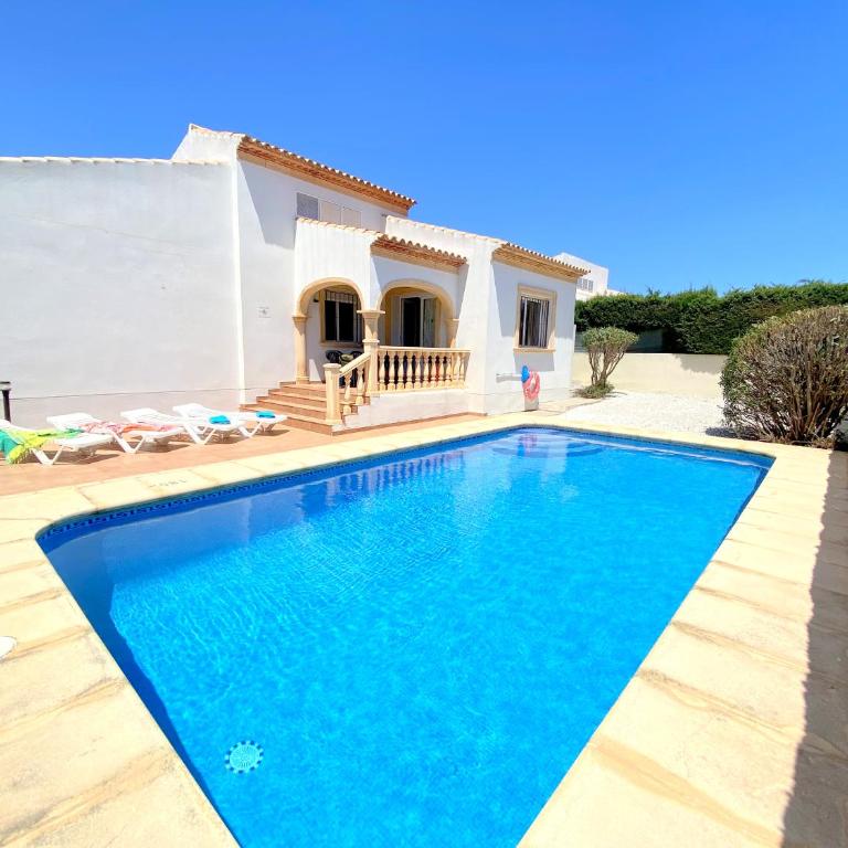 0356 CALICANTO -Monte Javea- - Villa con piscina privada - 2