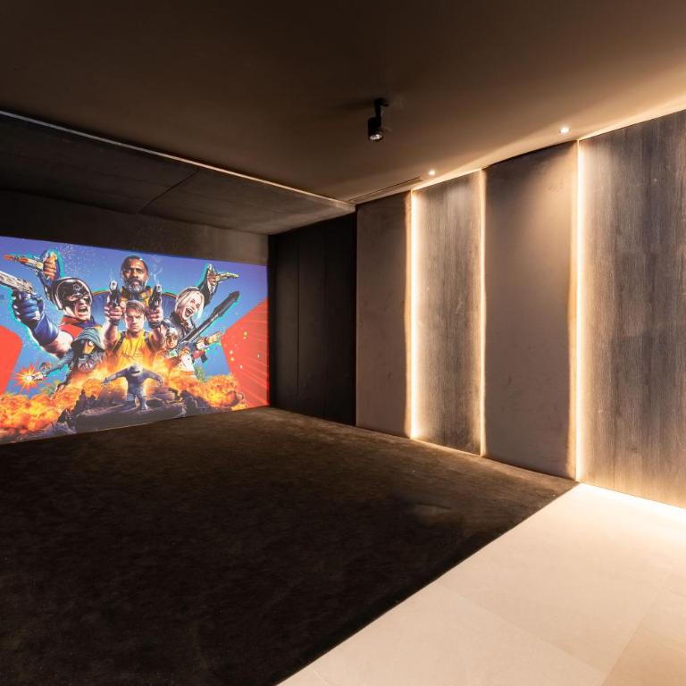 VACATION MARBELLA I Villa Hanami, Private Infinity Edge-Pool, Gym, Movie Theater, Night-Security, Alarm System, Close to Golfs and Beaches - Villa - 58