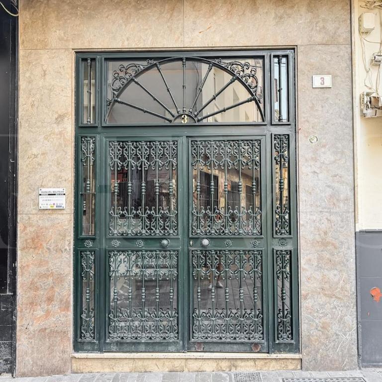 Historic Center Apartment with Balcony REMS - Apartamento de 2 dormitorios - 4