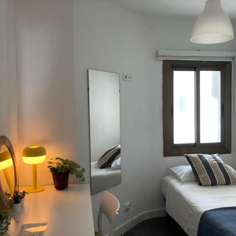 Toledo House Habitacion privada en apartamento y baño compartido 3 planta sin ascensor - Habitación Individual con baño compartido - 10