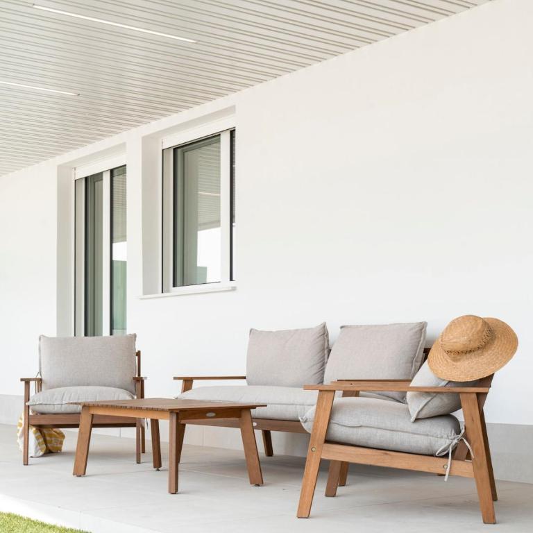 Espectacular con terraza, piscina & parking - Two-Bedroom Apartment - 10