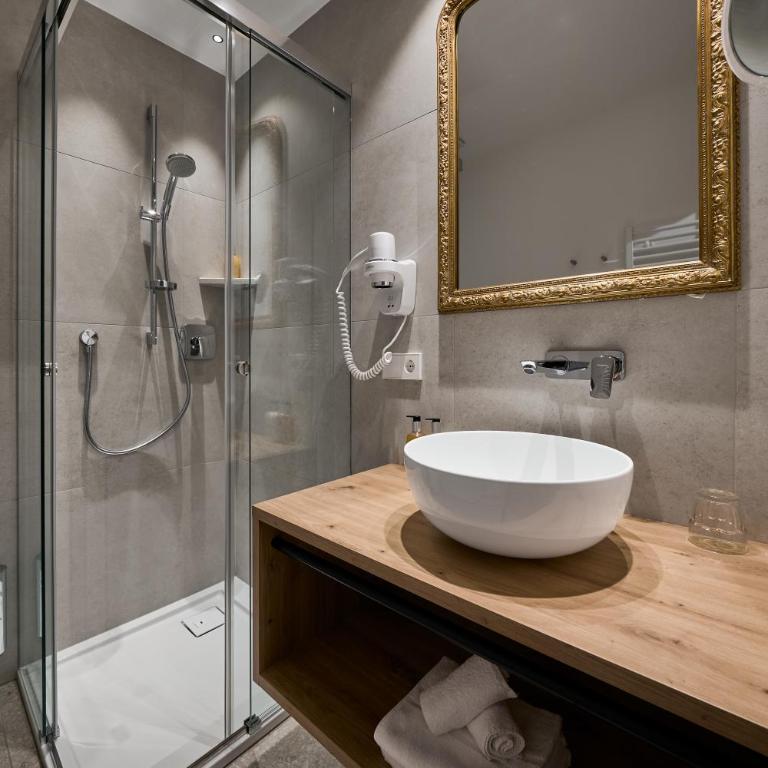 Art Residence Josefshof - Deluxe Doppelzimmer mit Balkon - 6