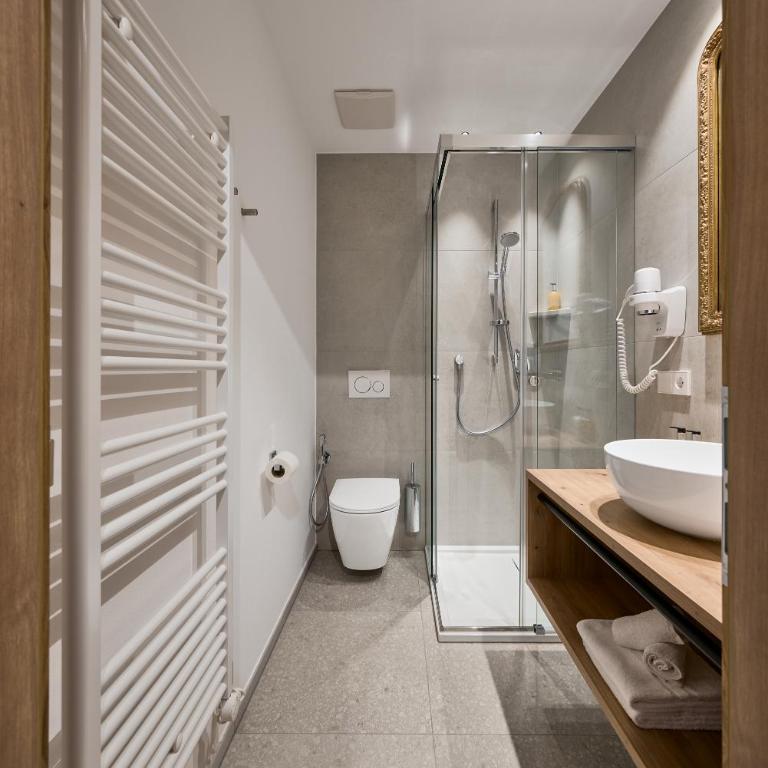 Art Residence Josefshof - Deluxe Doppelzimmer mit Balkon - 7