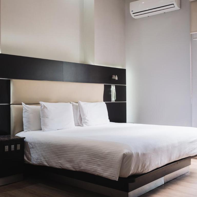 Exe Cities Reforma - Superior Double Room with Hot tub - 6
