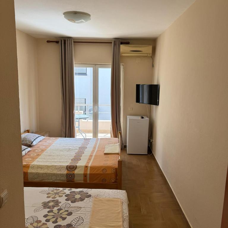 Apartments Family Ibrahimi - Trokrevetna Soba - 2