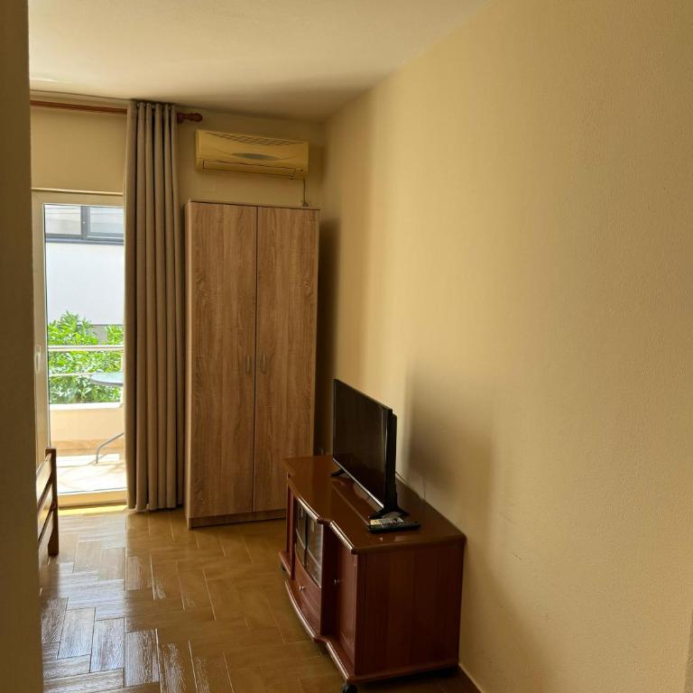 Apartments Family Ibrahimi - Četvorokrevetna Soba - 3